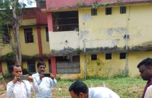 शासकीय इंजीनियरिंग विश्वेश्वरैया स्नातकोत्तर महाविद्यालय कोरबा में अतिरिक्त कक्ष का निर्माण कार्य भूमि पूजन वार्ड पार्षद चंद्रलोक ने किया का