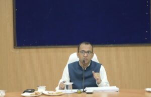 एस्मा एक्ट लागू, उल्लंघन पर छुरीकला और निरधी केंद्र के समिति प्रबंधकों पर एफआईआर दर्ज धान खरीदी में लापरवाही पर होगी कड़ी कार्रवाई : कलेक्टर अजीत वसंत